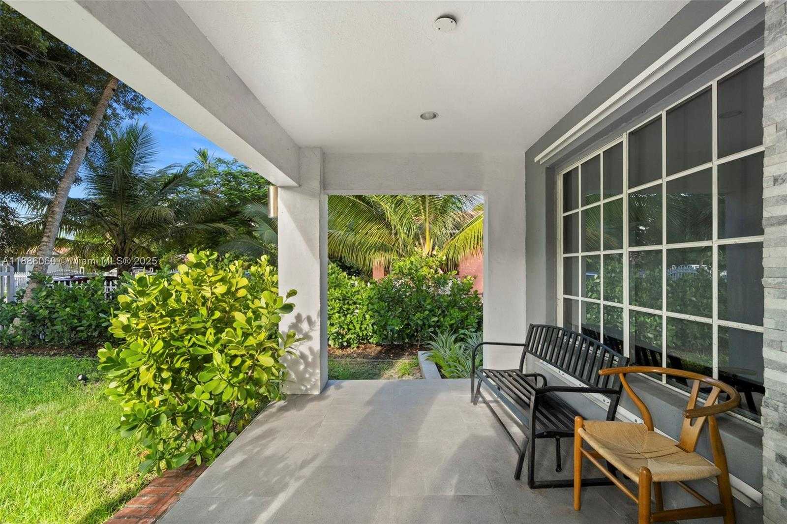 Small Image of 555 NORTH EAST 73RD ST, Miami Number 2