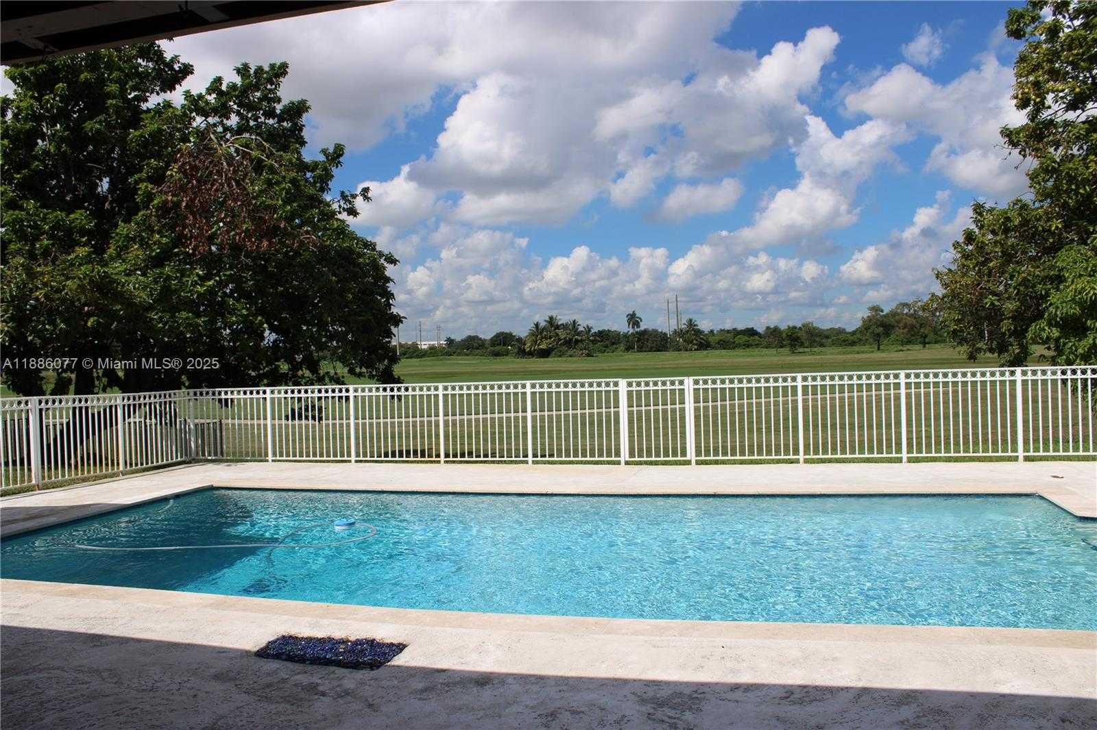 Small Image of 16100 WEST PRESTWICK PL, Miami Lakes Number 2