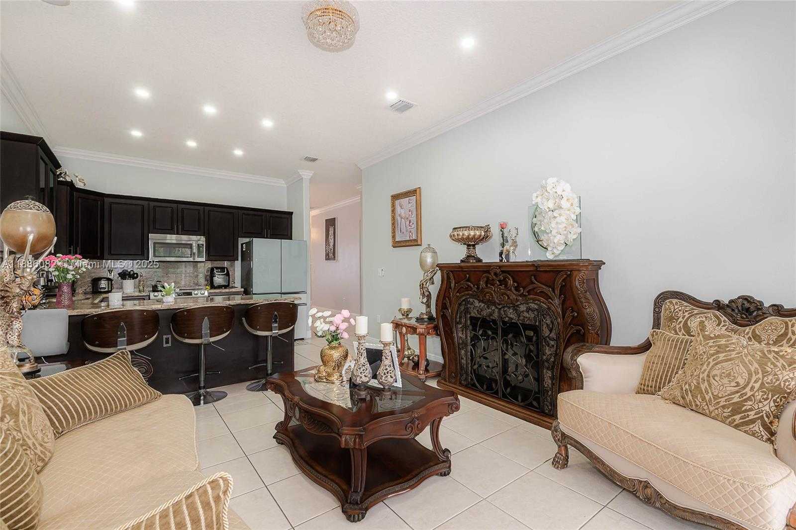 Small Image of 2911 SOUTH WEST 149TH PL, Miami Number 10