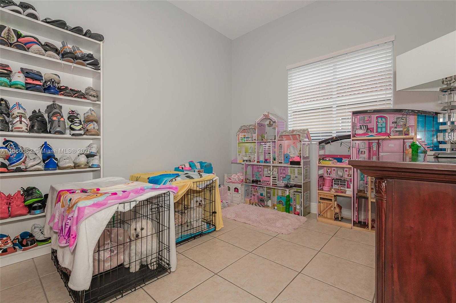 Small Image of 2911 SOUTH WEST 149TH PL, Miami Number 20
