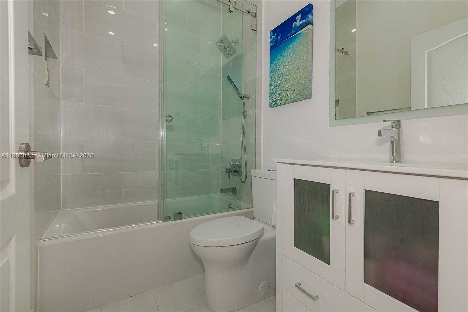 Small Image of 2911 SOUTH WEST 149TH PL, Miami Number 23