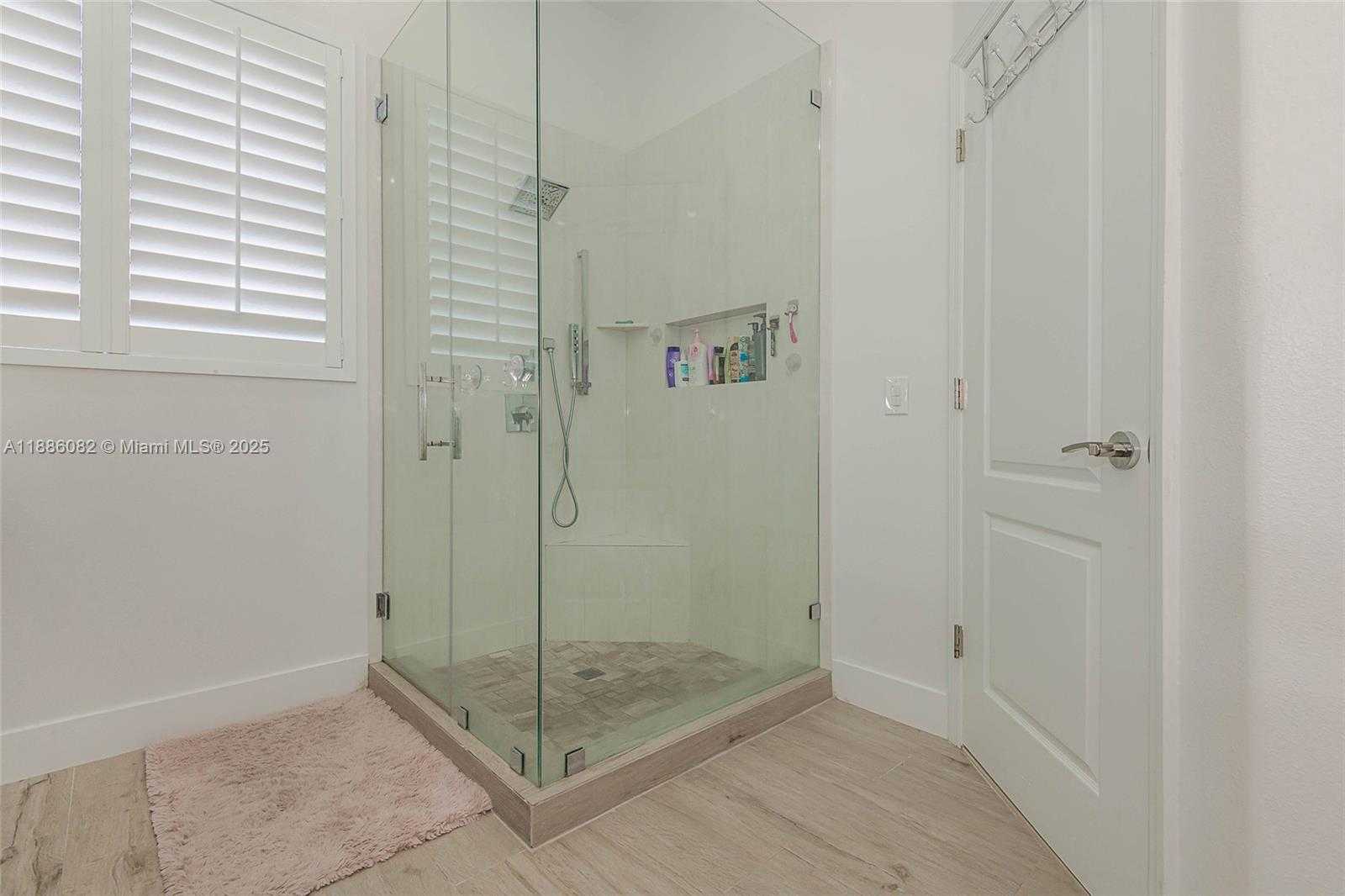 Small Image of 2911 SOUTH WEST 149TH PL, Miami Number 29