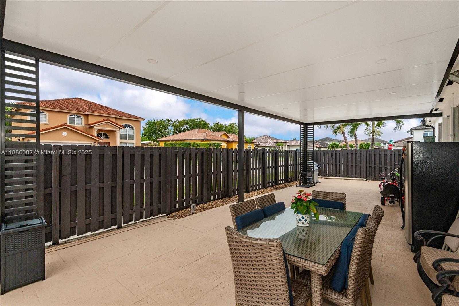 Small Image of 2911 SOUTH WEST 149TH PL, Miami Number 33