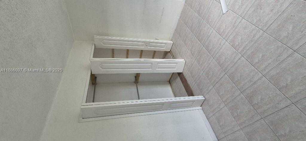 Small Image of 610 EAST 6TH PL, Hialeah Number 10