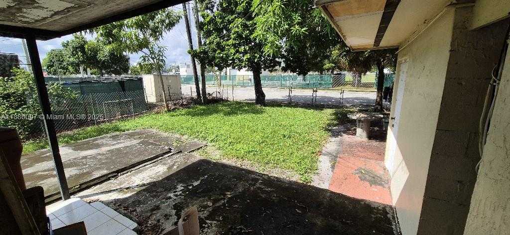 Small Image of 610 EAST 6TH PL, Hialeah Number 18