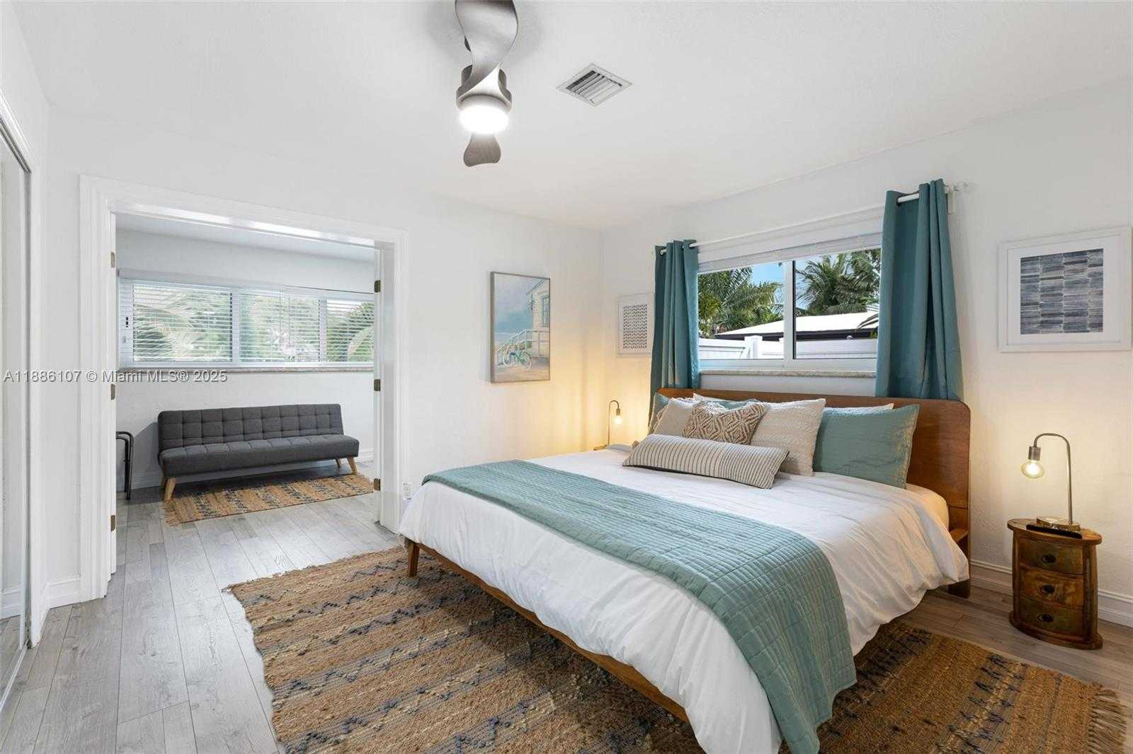 Small Image of 2580 SOUTH EAST 2ND CT, Pompano Beach Number 5