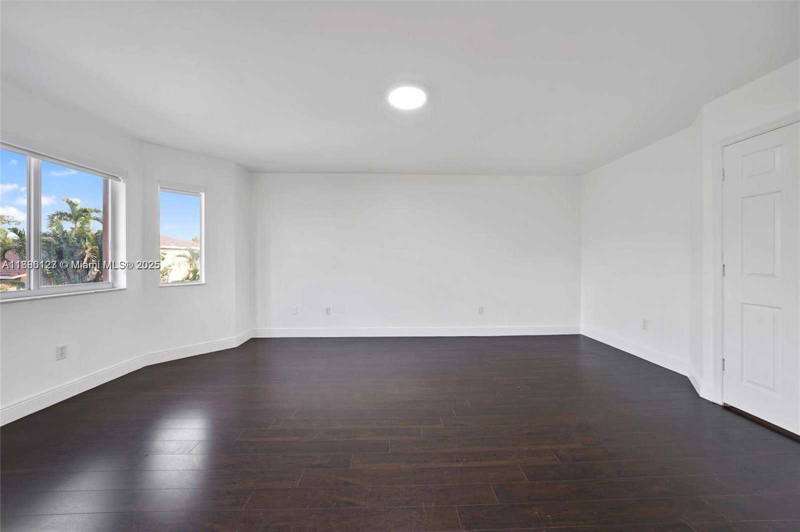 Small Image of 14672 VISTA LUNA DR, Davie Number 21