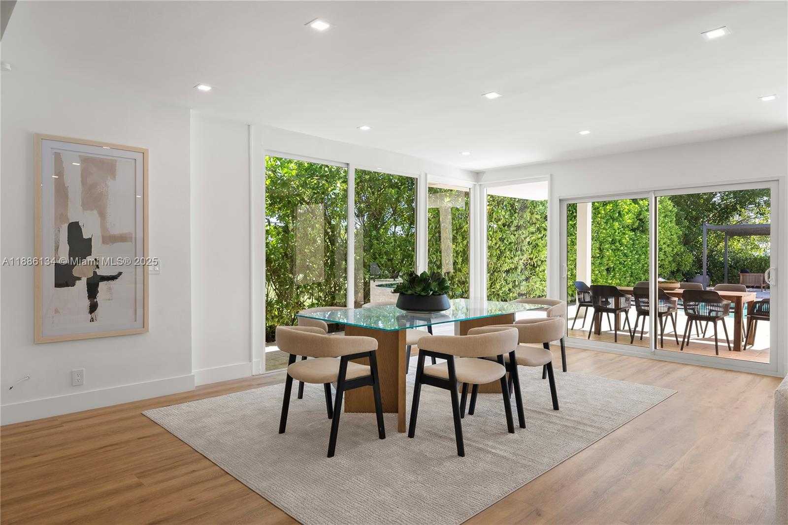 Small Image of 410 SOUTH SHORE DR, Miami Beach Number 18