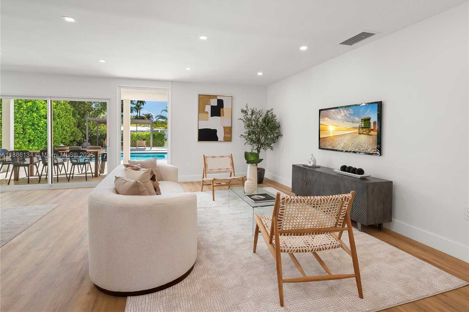 Small Image of 410 SOUTH SHORE DR, Miami Beach Number 19
