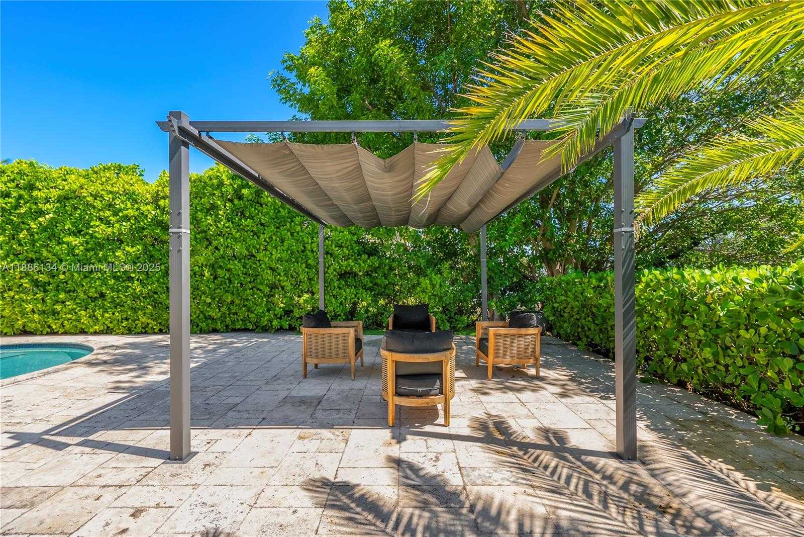 Small Image of 410 SOUTH SHORE DR, Miami Beach Number 26