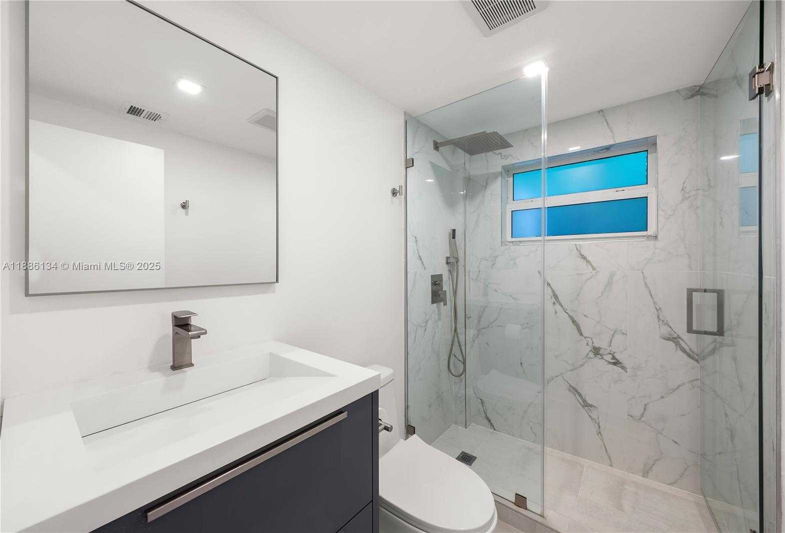 Small Image of 410 SOUTH SHORE DR, Miami Beach Number 46