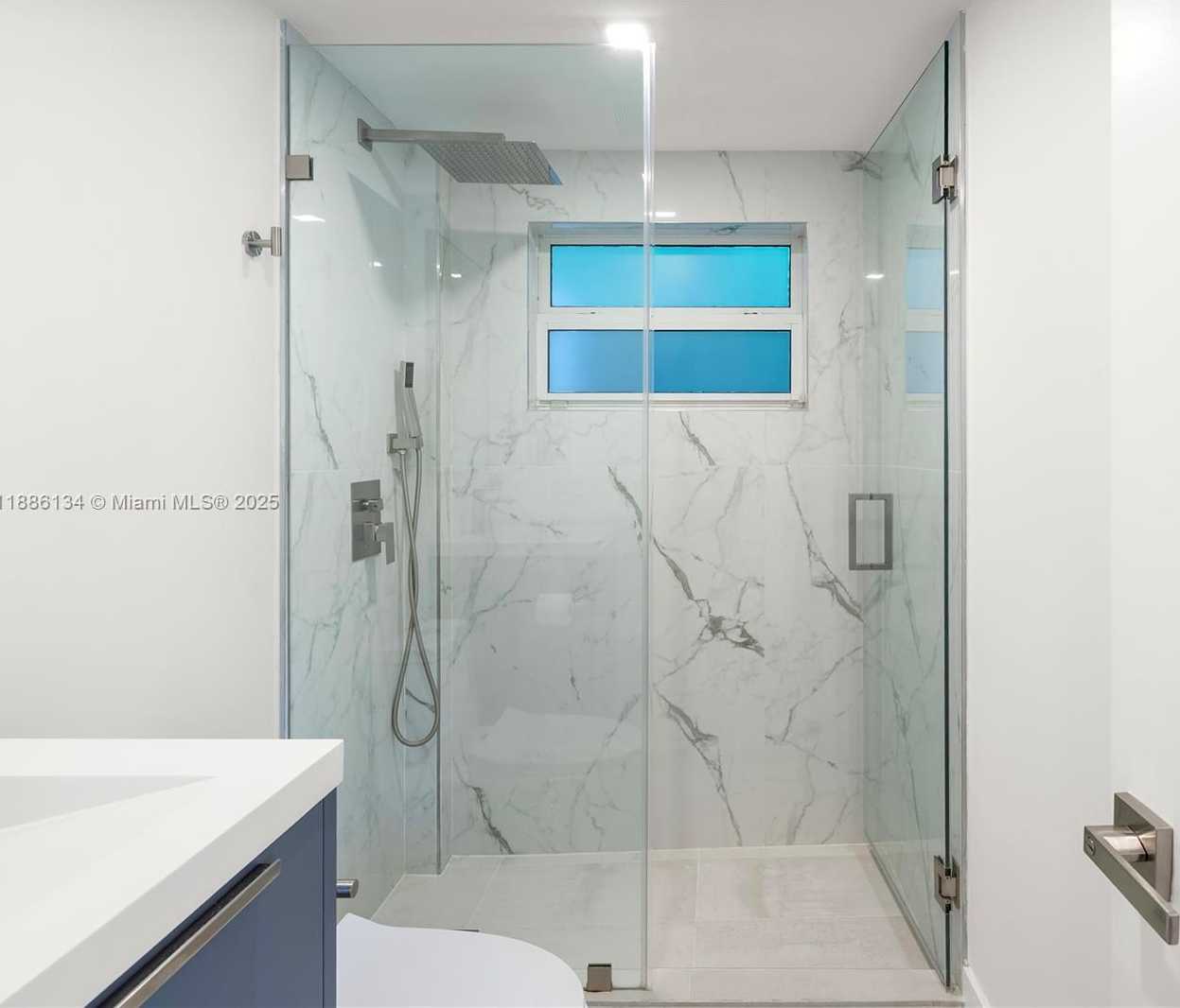 Small Image of 410 SOUTH SHORE DR, Miami Beach Number 47