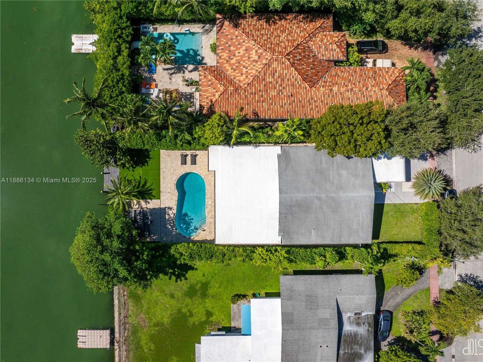 Small Image of 410 SOUTH SHORE DR, Miami Beach Number 50