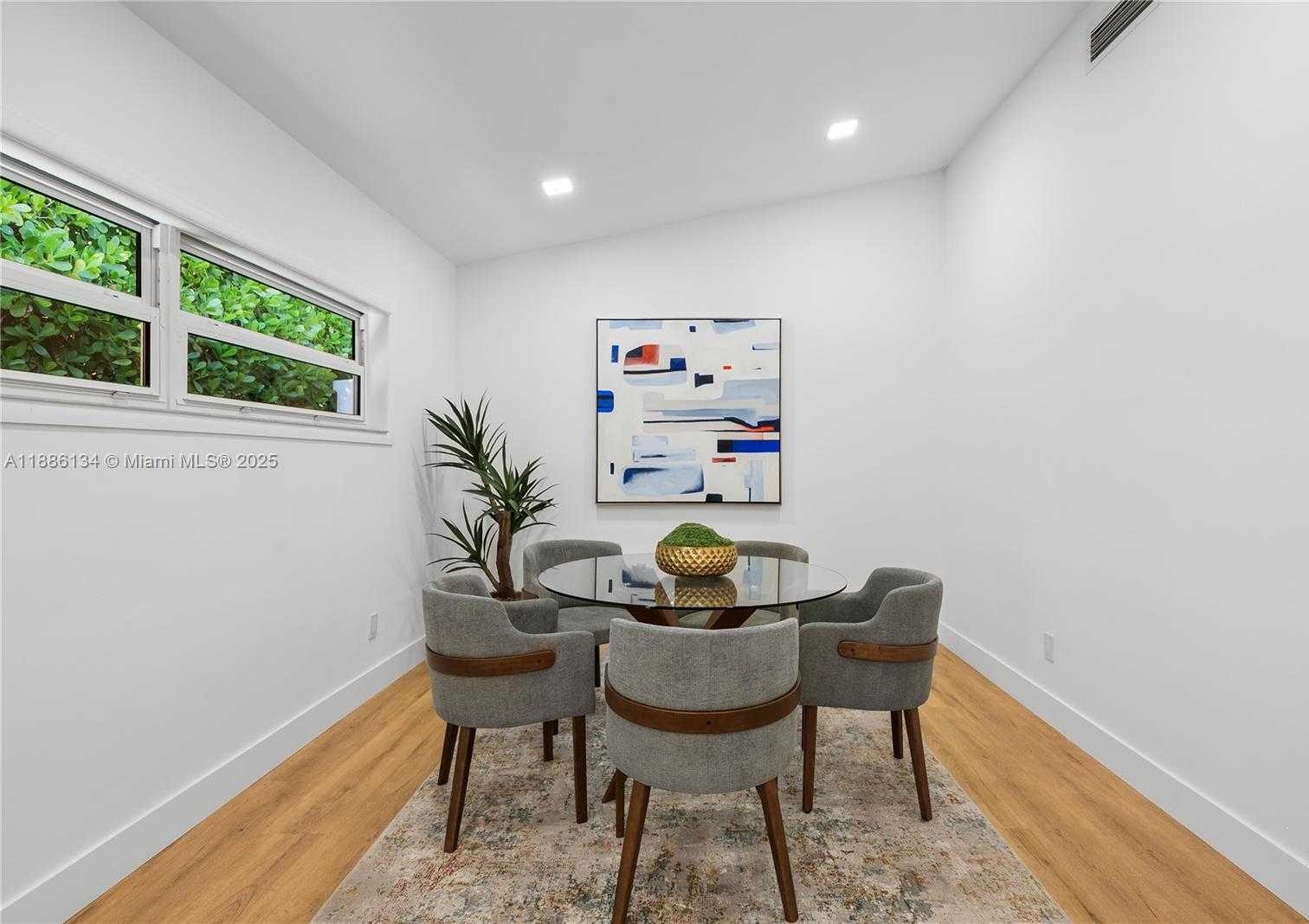 Small Image of 410 SOUTH SHORE DR, Miami Beach Number 8