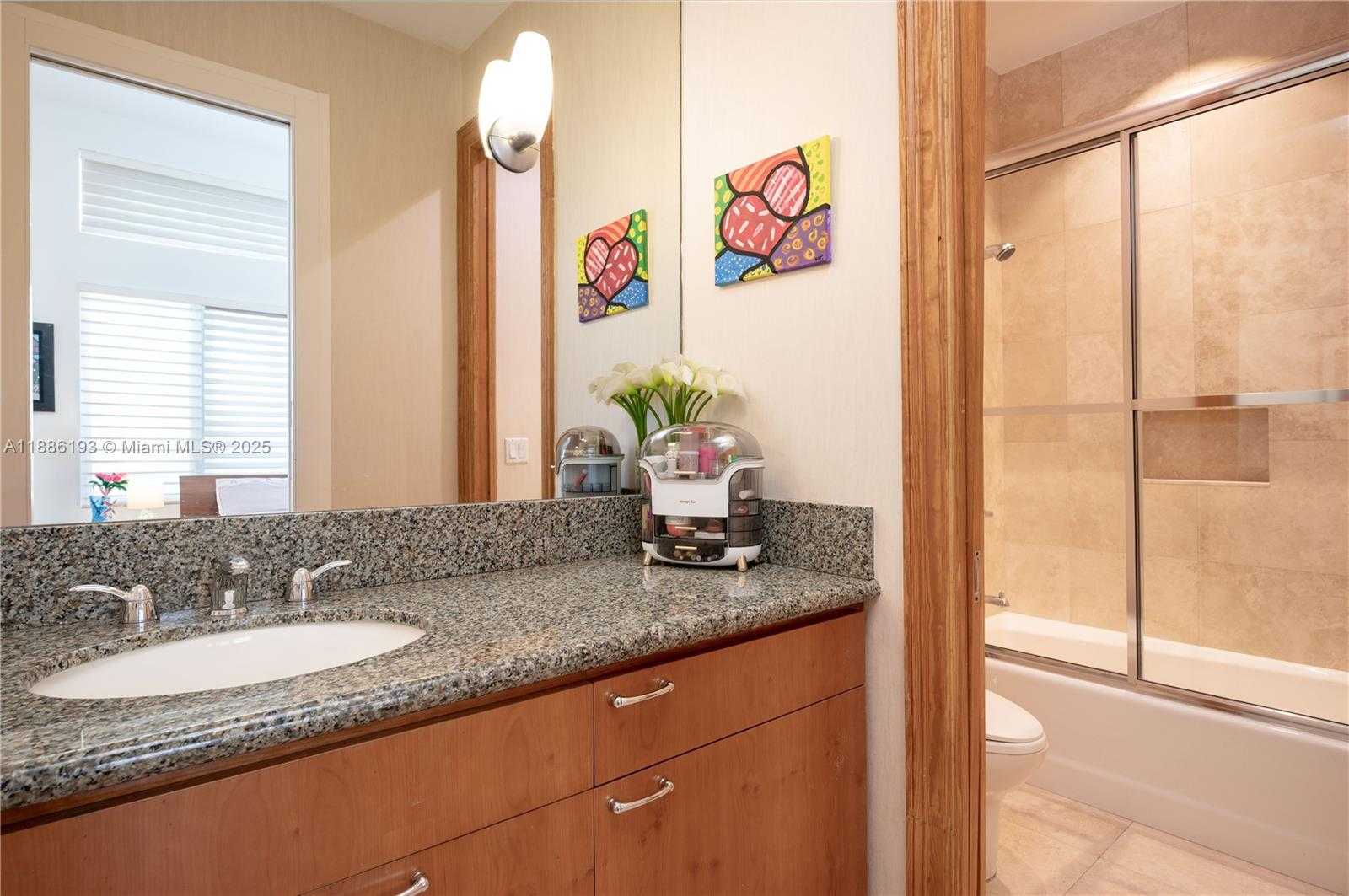 Small Image of 3425 SADDLEBROOK LN, Weston Number 24