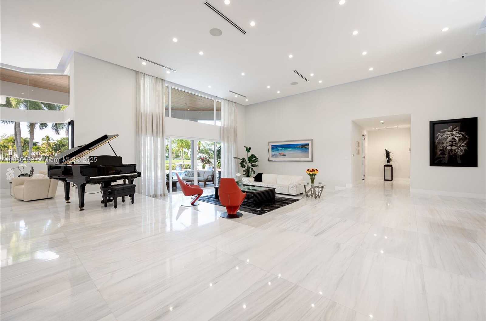 Small Image of 3425 SADDLEBROOK LN, Weston Number 27