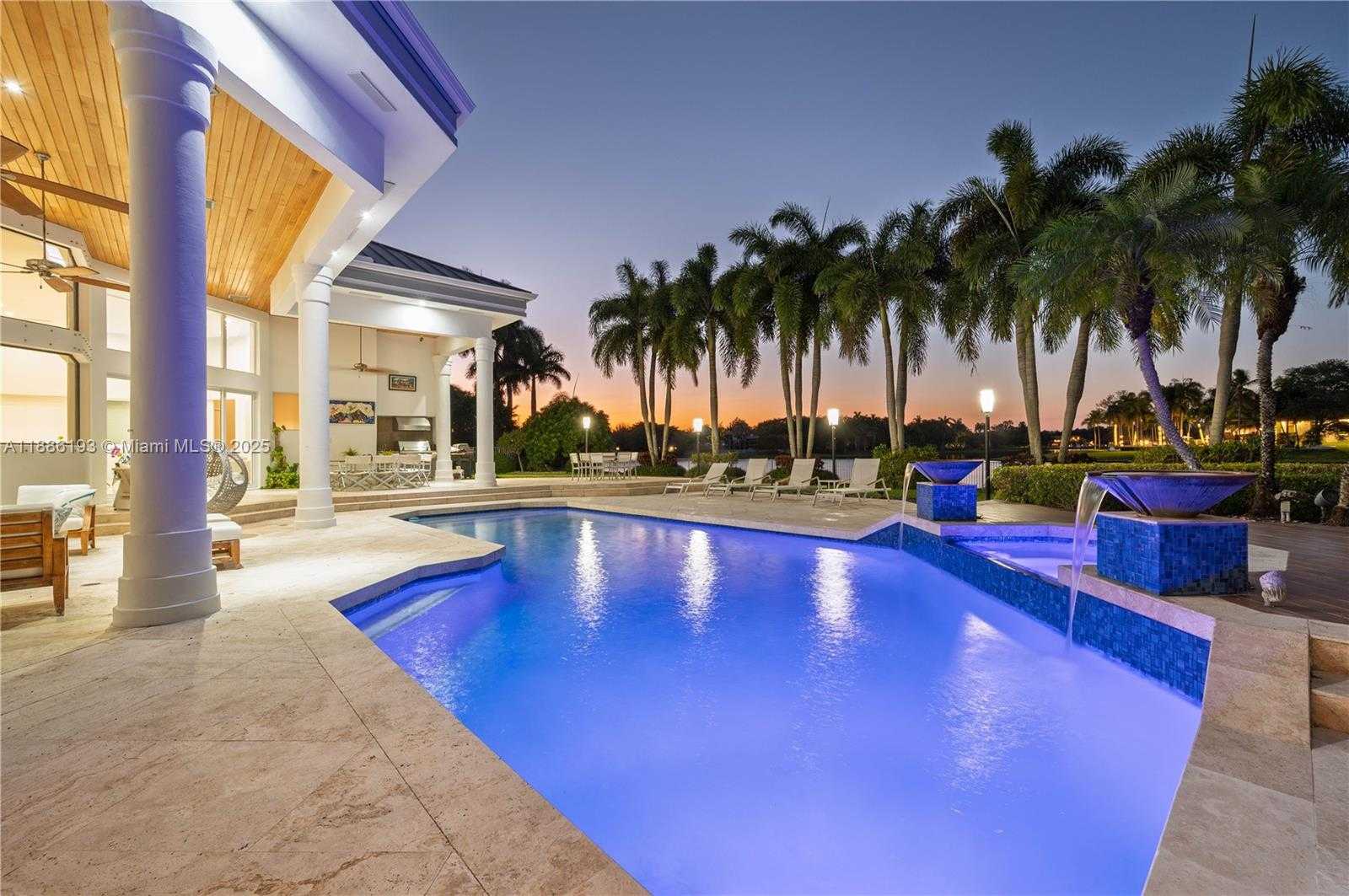 Small Image of 3425 SADDLEBROOK LN, Weston Number 30
