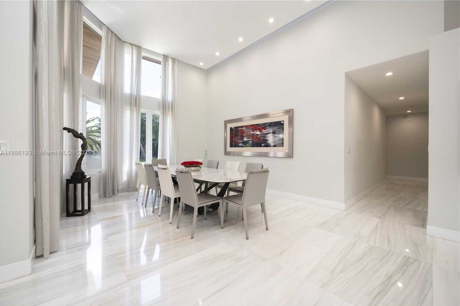 Small Image of 3425 SADDLEBROOK LN, Weston Number 6