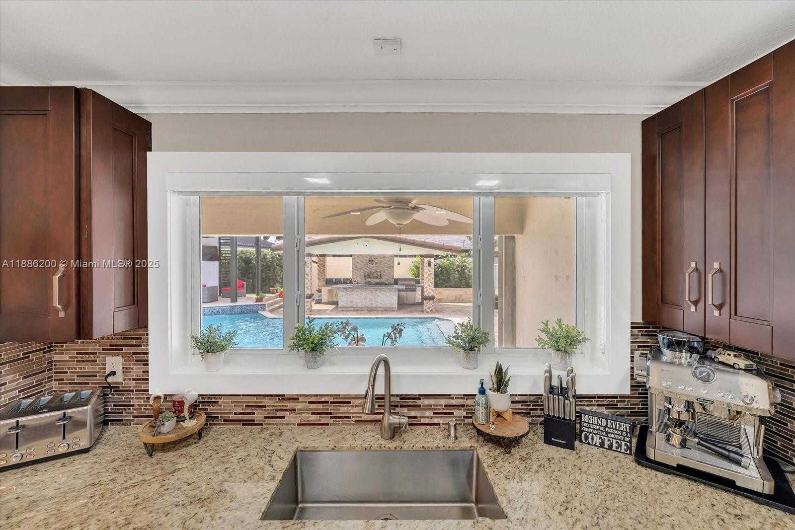 Small Image of 9796 NORTH WEST 28TH TER, Doral Number 17