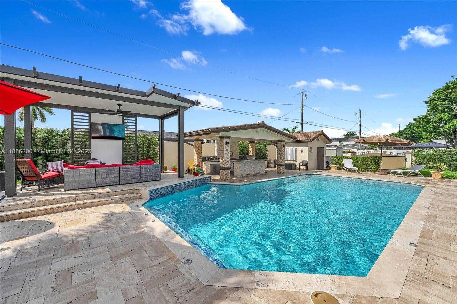 Small Image of 9796 NORTH WEST 28TH TER, Doral Number 36