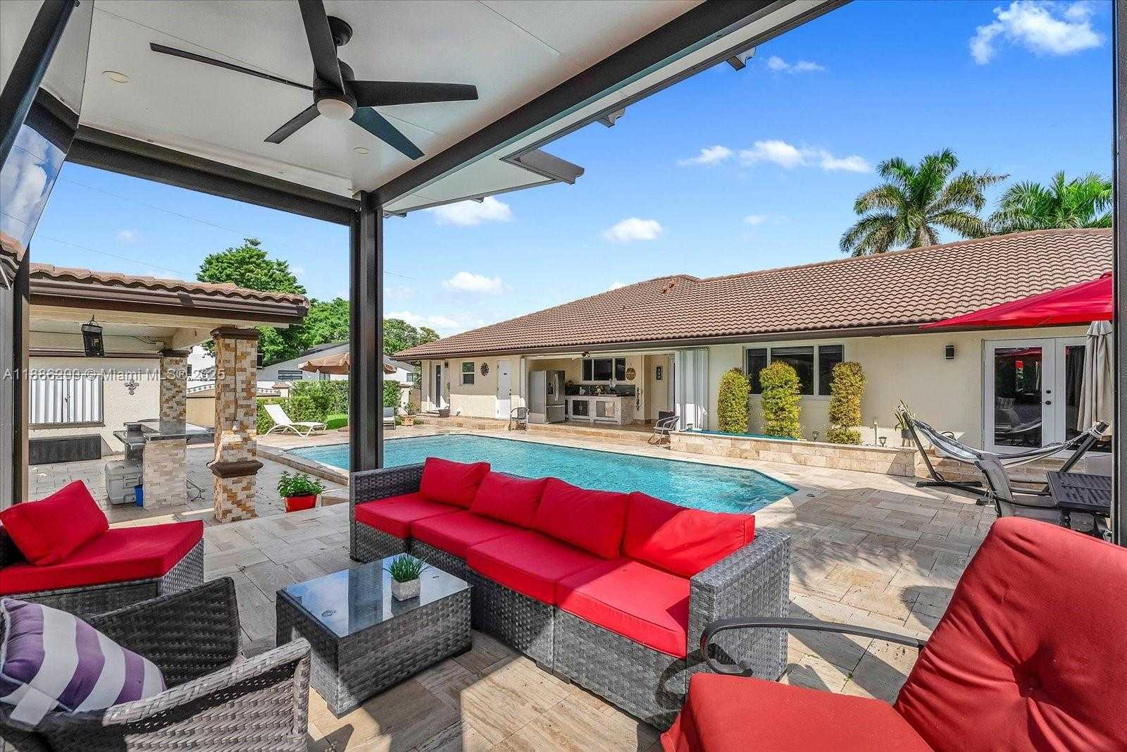 Small Image of 9796 NORTH WEST 28TH TER, Doral Number 38