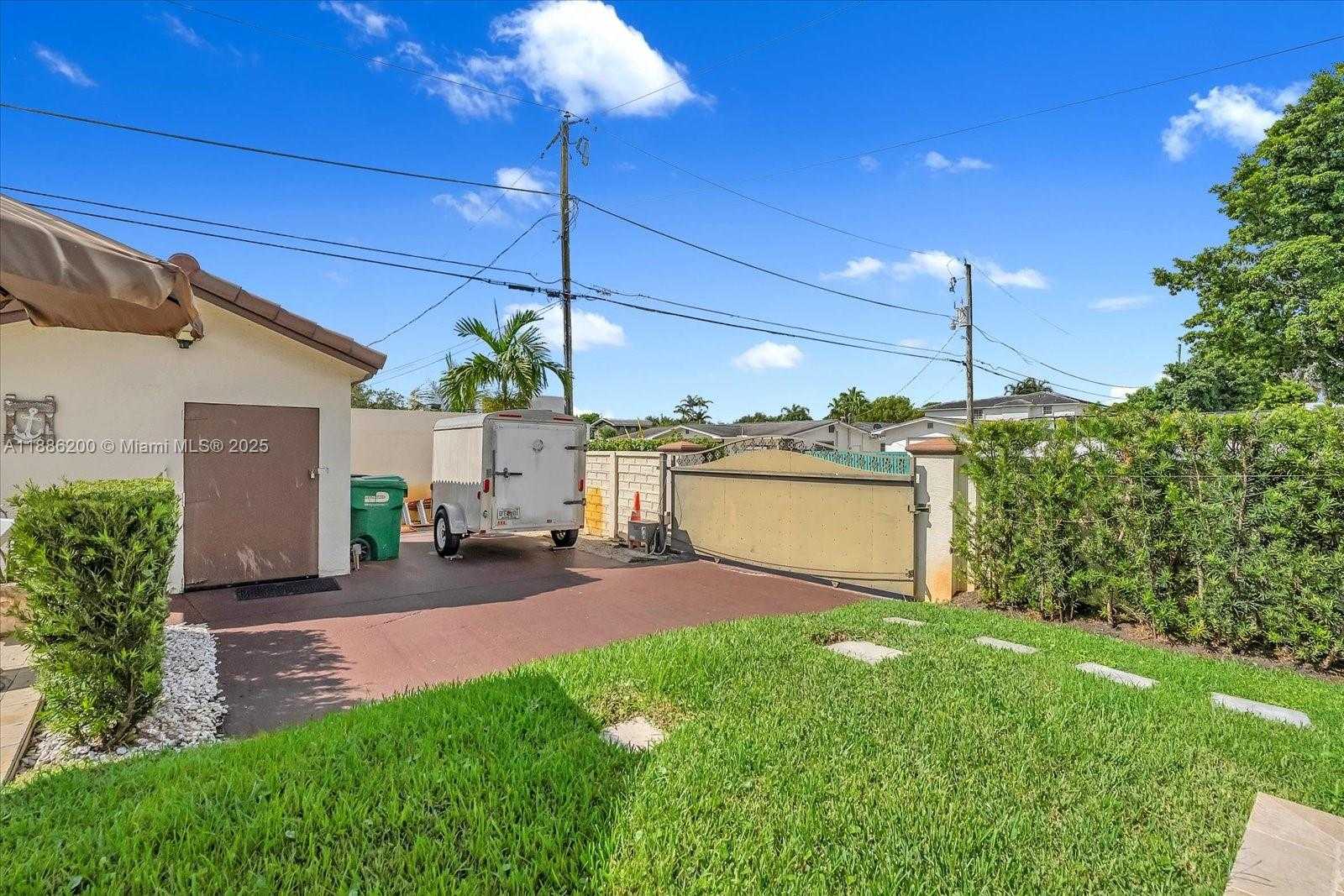 Small Image of 9796 NORTH WEST 28TH TER, Doral Number 43