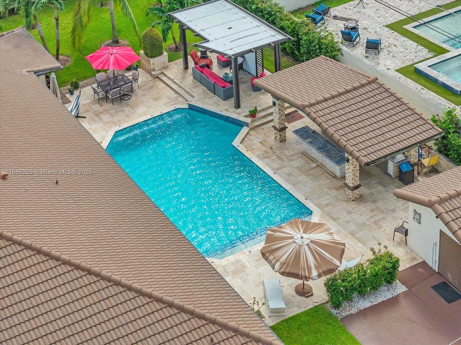 Small Image of 9796 NORTH WEST 28TH TER, Doral Number 45