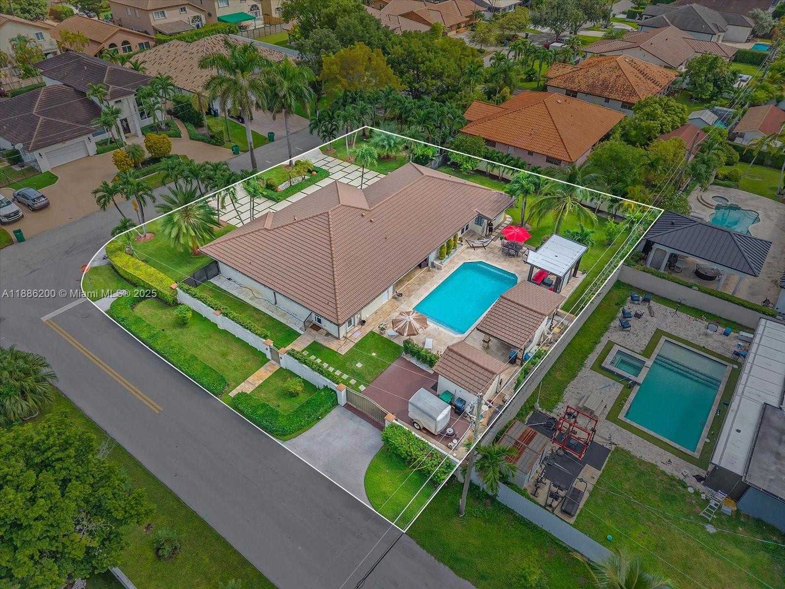 Small Image of 9796 NORTH WEST 28TH TER, Doral Number 49