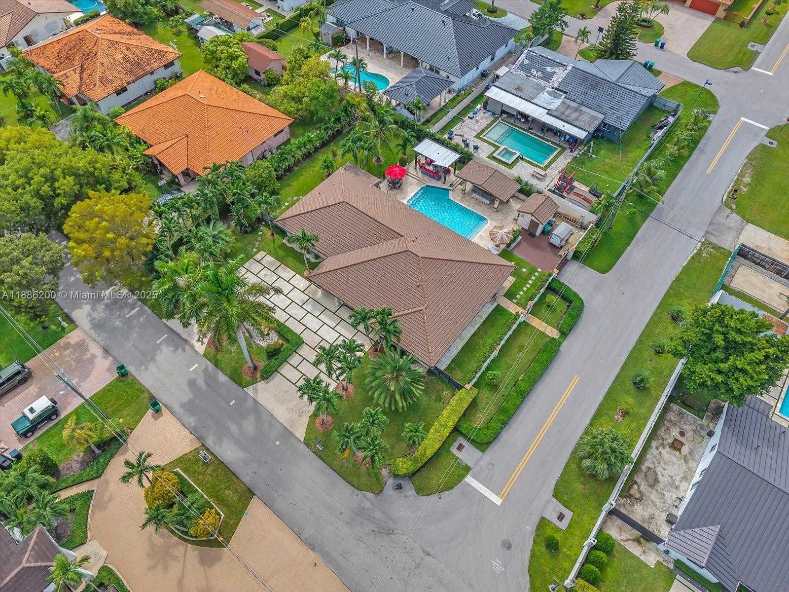 Small Image of 9796 NORTH WEST 28TH TER, Doral Number 50