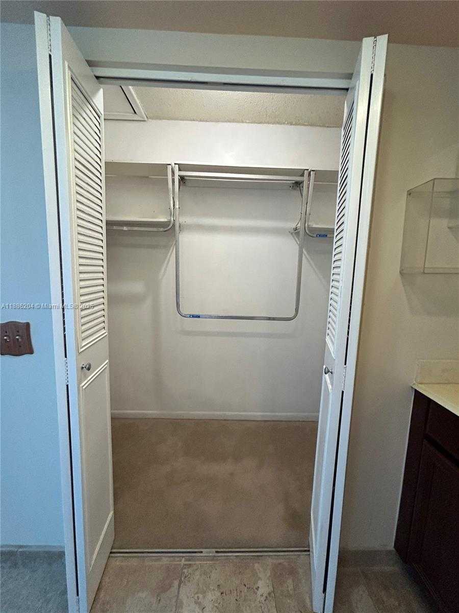 Small Image of 6520 SOUTH WEST 20TH ST, Plantation Number 12
