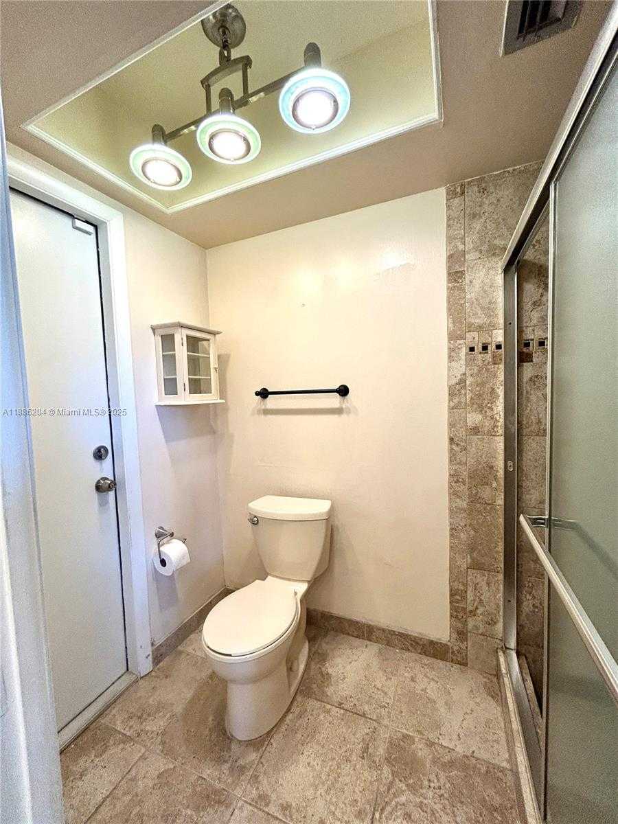 Small Image of 6520 SOUTH WEST 20TH ST, Plantation Number 13