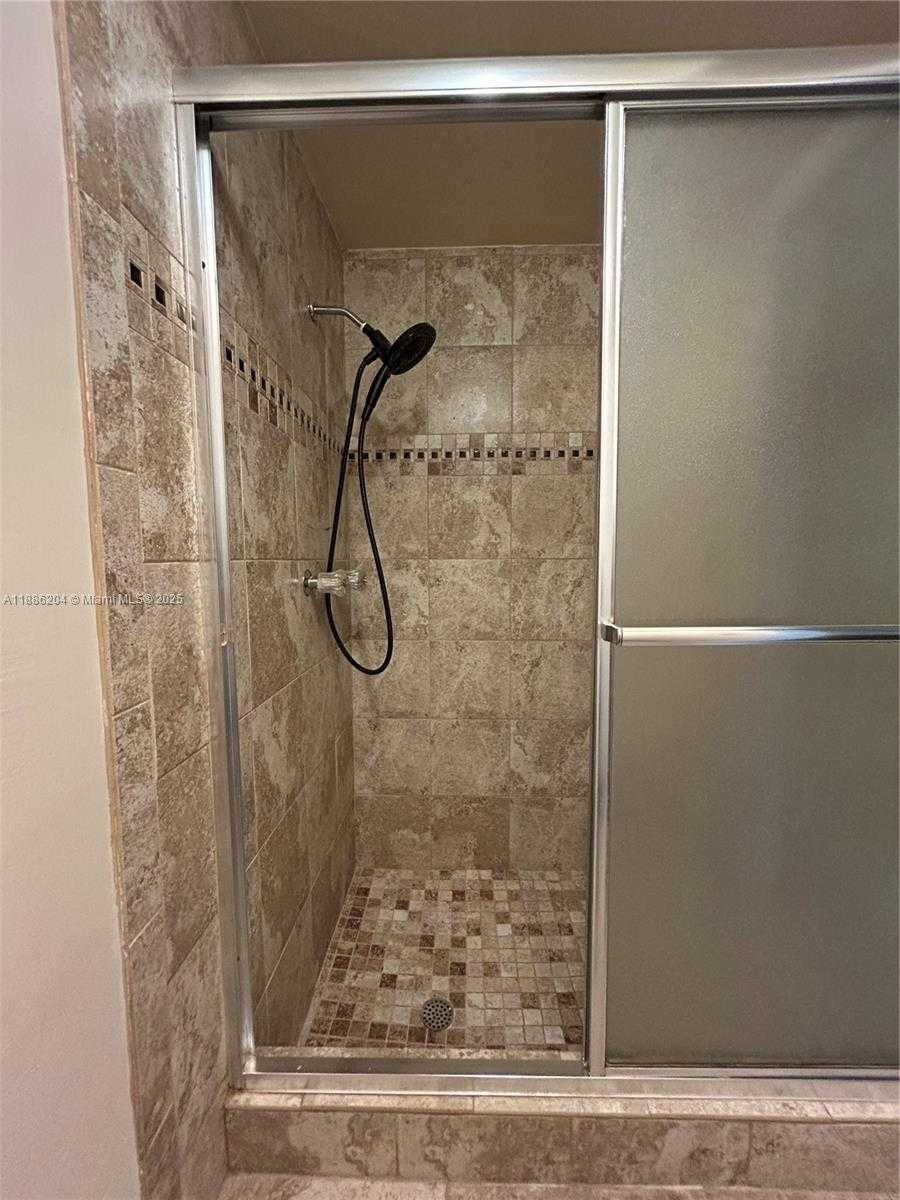 Small Image of 6520 SOUTH WEST 20TH ST, Plantation Number 14