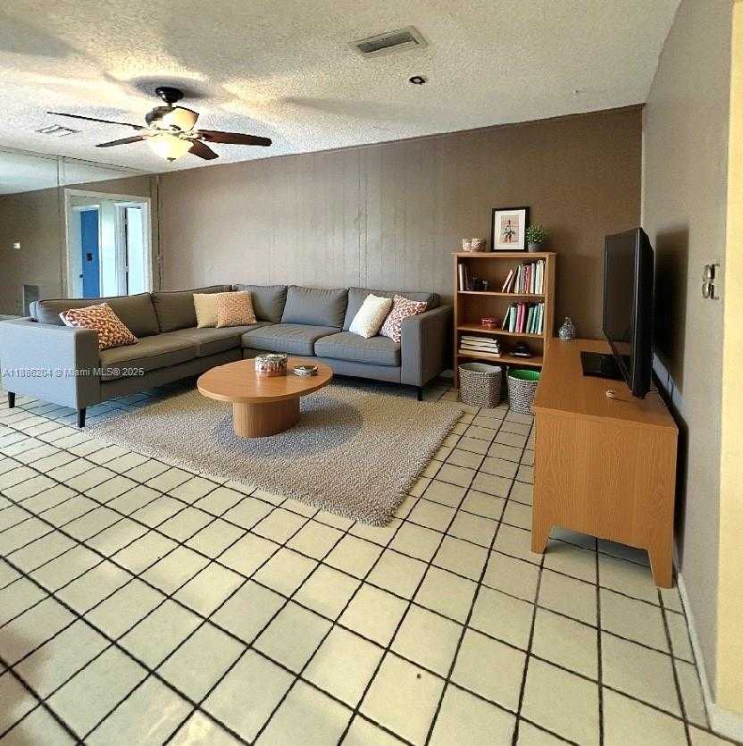 Small Image of 6520 SOUTH WEST 20TH ST, Plantation Number 17