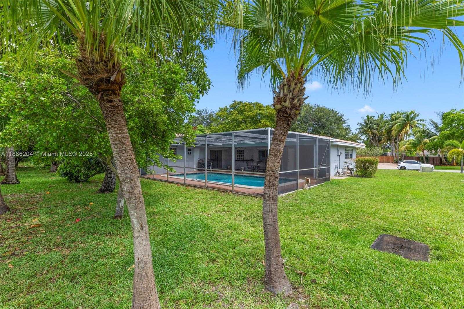 Small Image of 6520 SOUTH WEST 20TH ST, Plantation Number 33