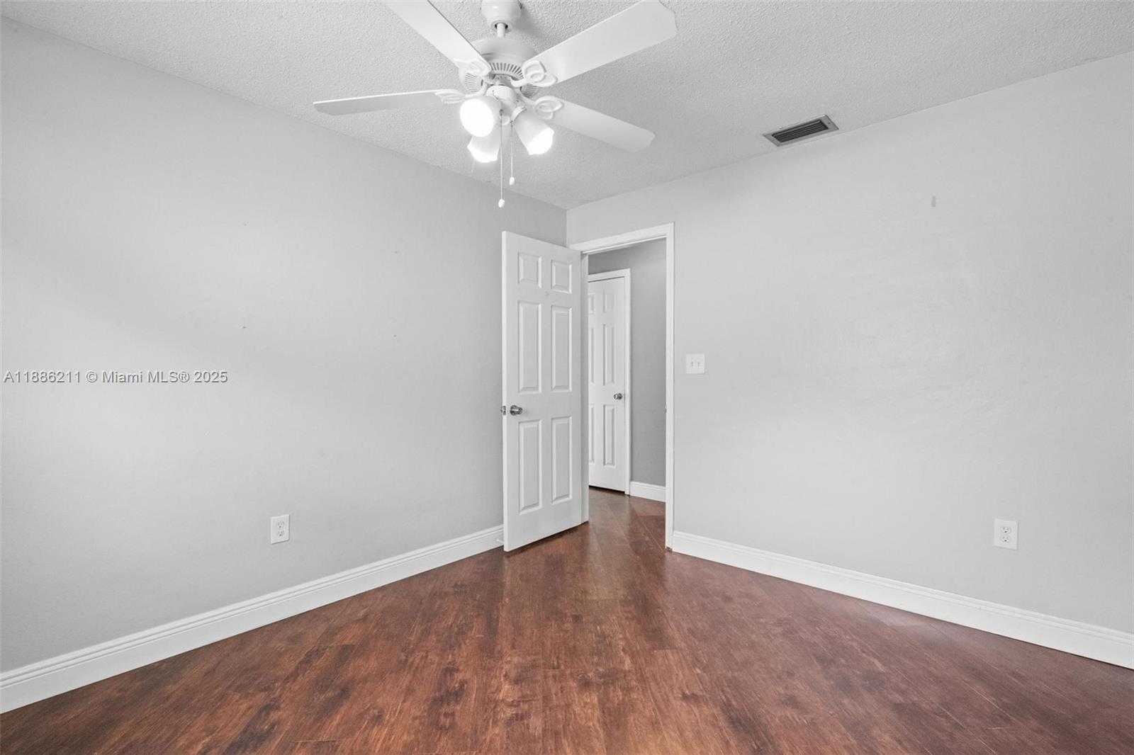 Small Image of 2600 NORTH WEST 105TH LN, Sunrise Number 15