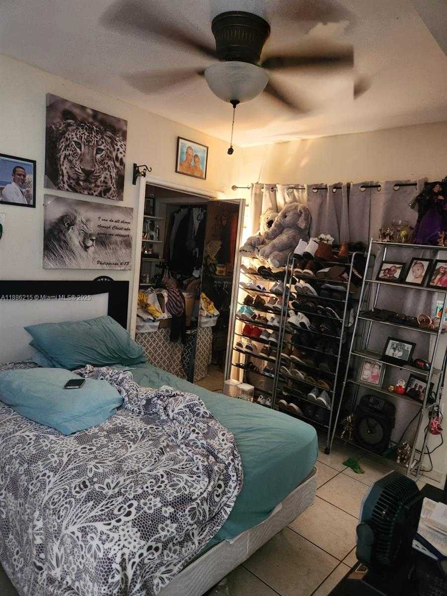 Small Image of 614 EAST 56TH ST, Hialeah Number 26