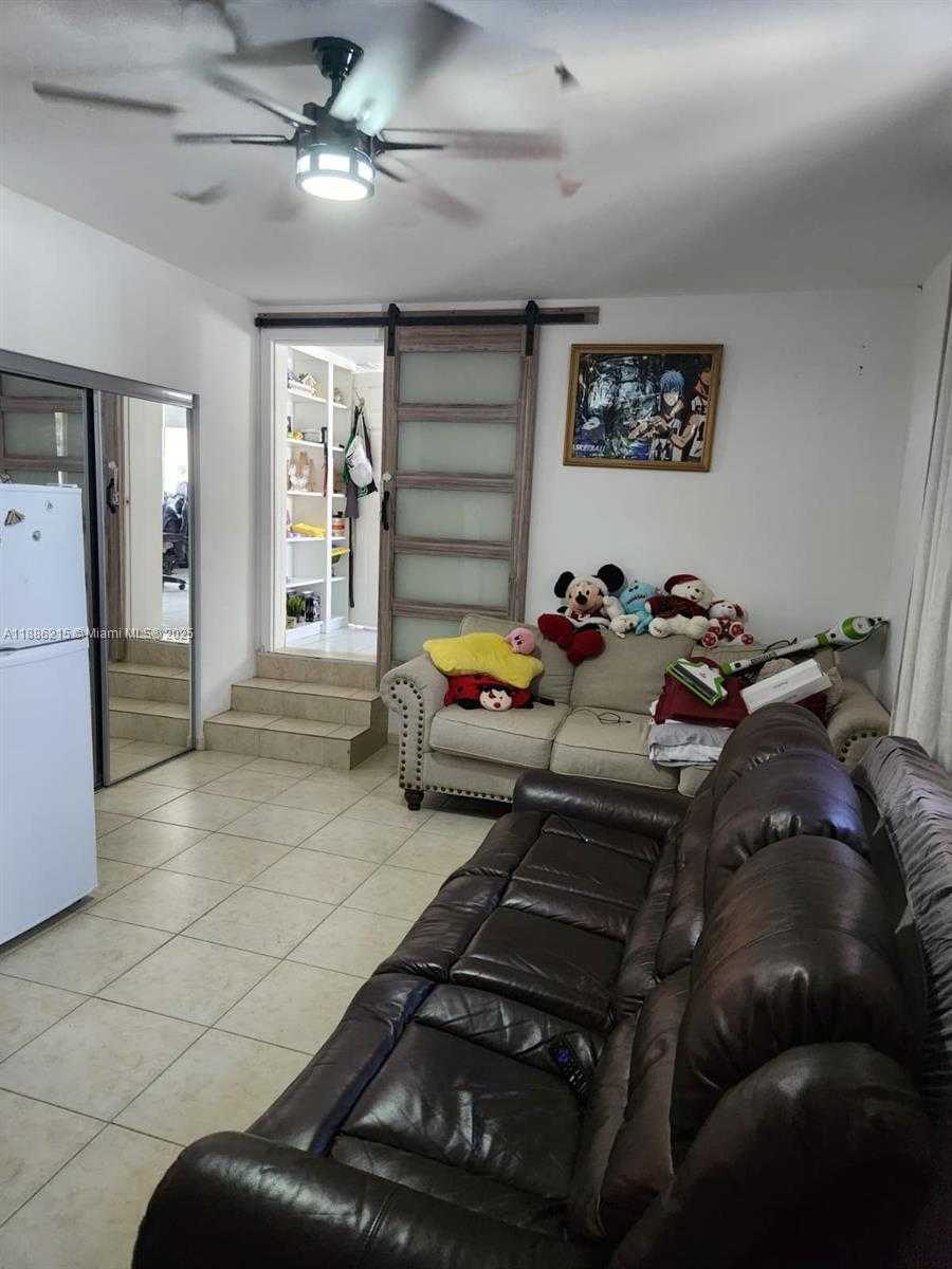 Small Image of 614 EAST 56TH ST, Hialeah Number 52