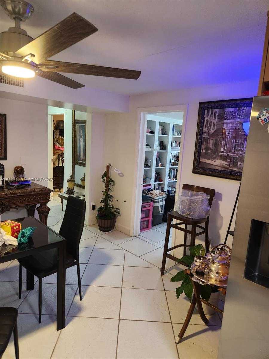 Small Image of 614 EAST 56TH ST, Hialeah Number 55