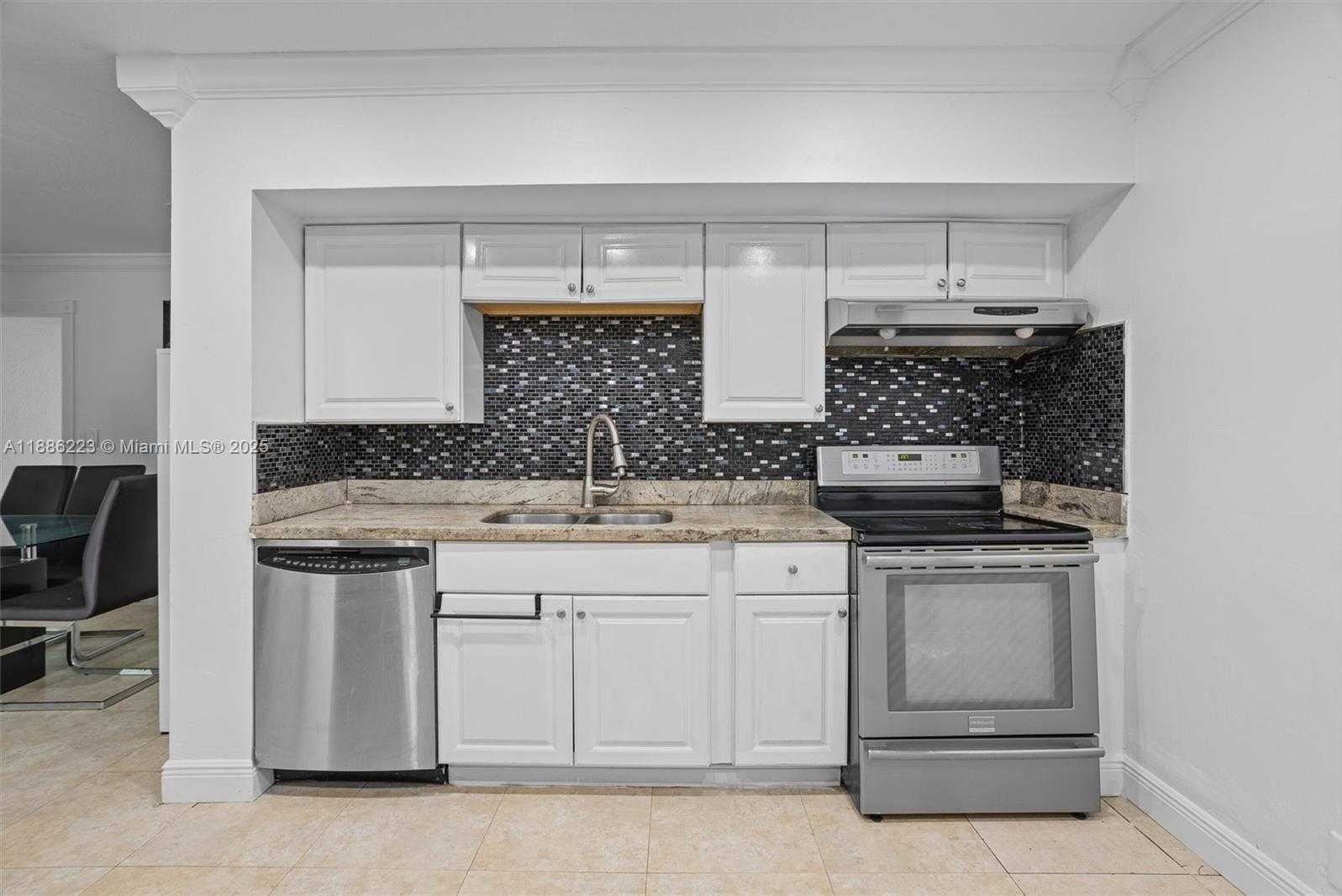 Small Image of 1695 NORTH BLUEBIRD LN, Homestead Number 10