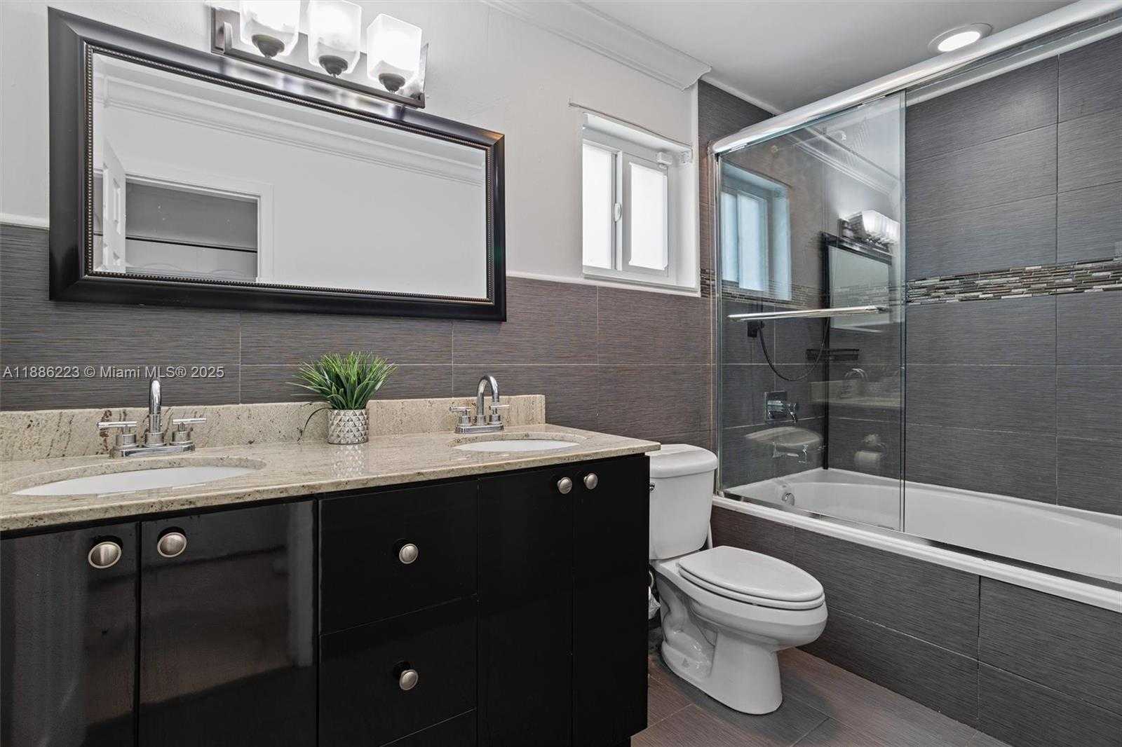 Small Image of 1695 NORTH BLUEBIRD LN, Homestead Number 22