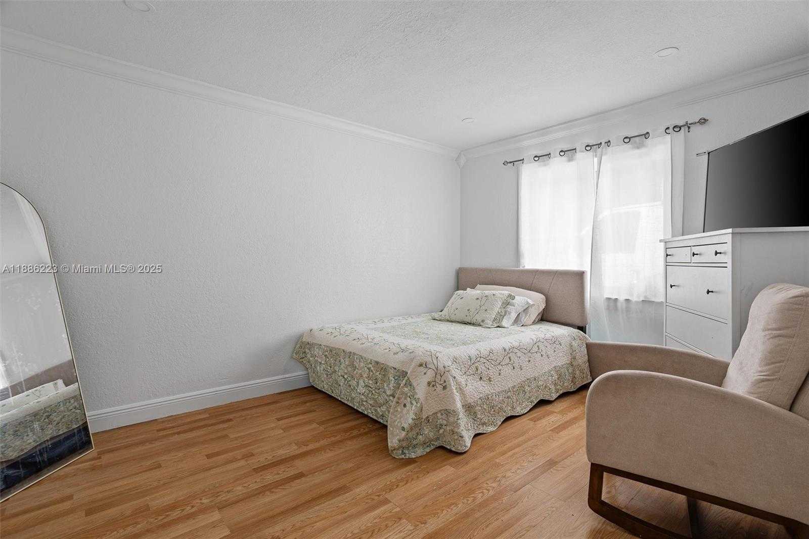 Small Image of 1695 NORTH BLUEBIRD LN, Homestead Number 26