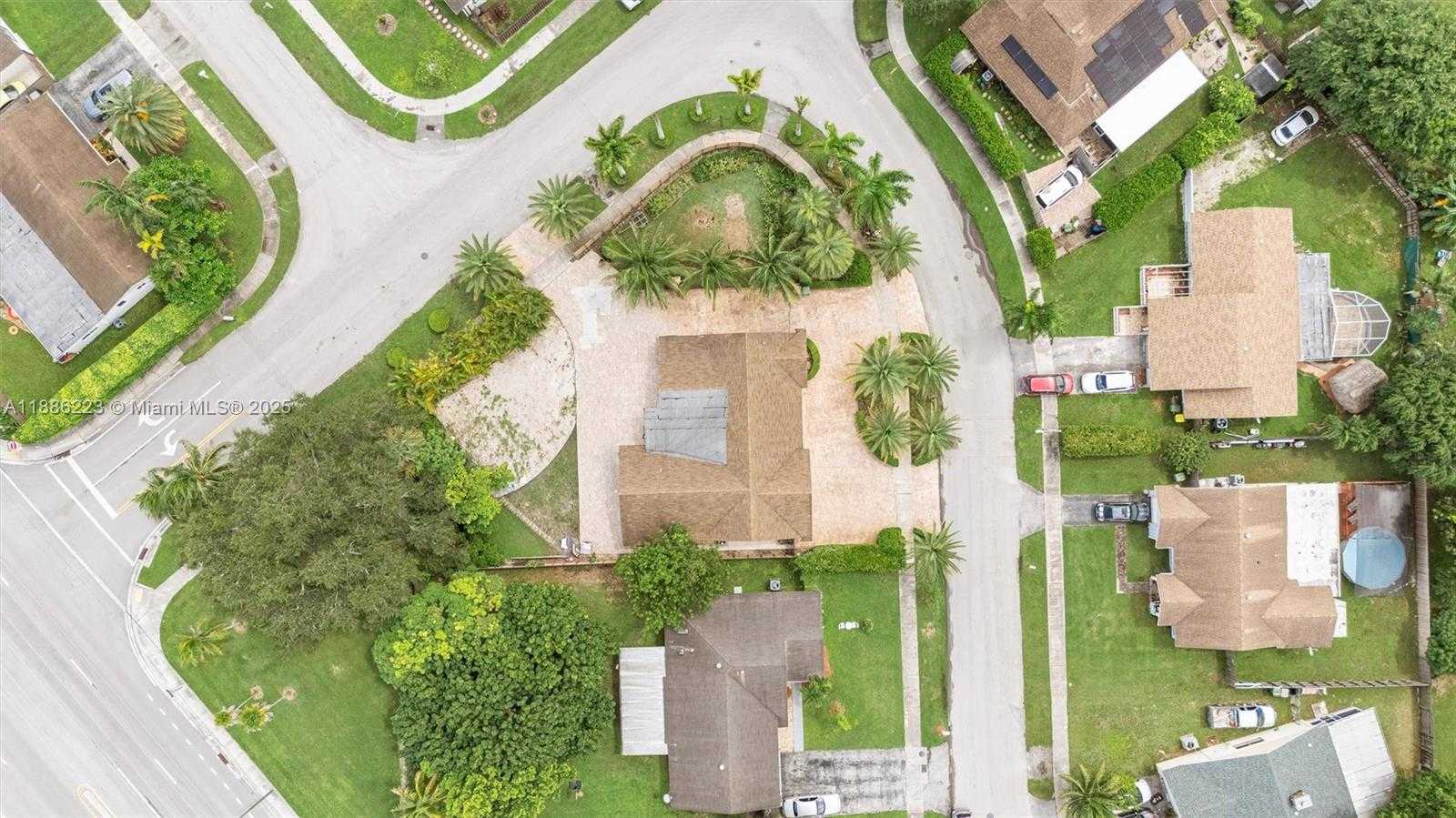 Small Image of 1695 NORTH BLUEBIRD LN, Homestead Number 4