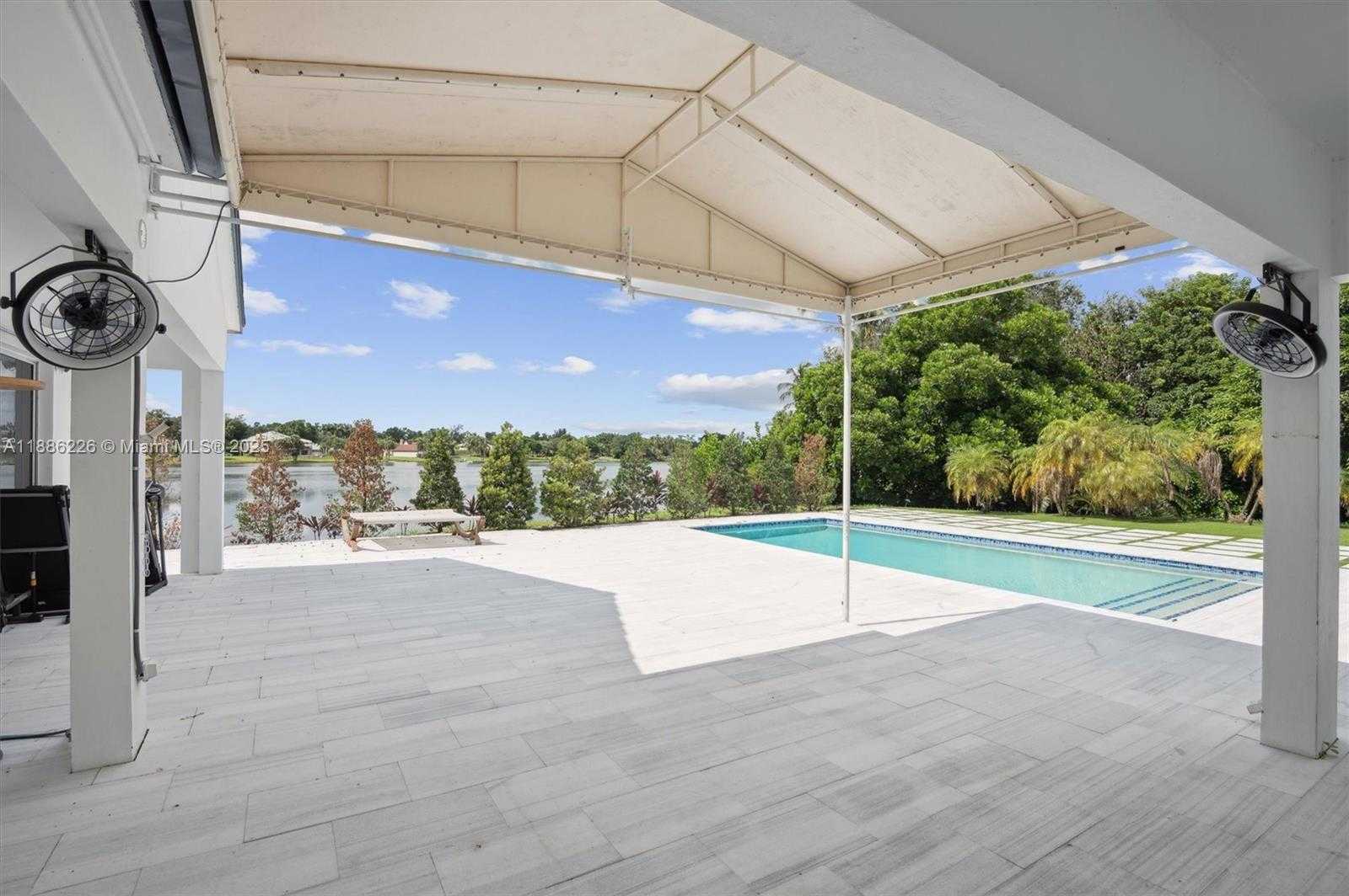 Small Image of 8728 EAST WENDY LN E, West Palm Beach Number 22