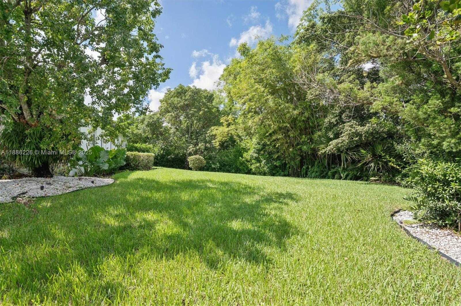 Small Image of 8728 EAST WENDY LN E, West Palm Beach Number 27