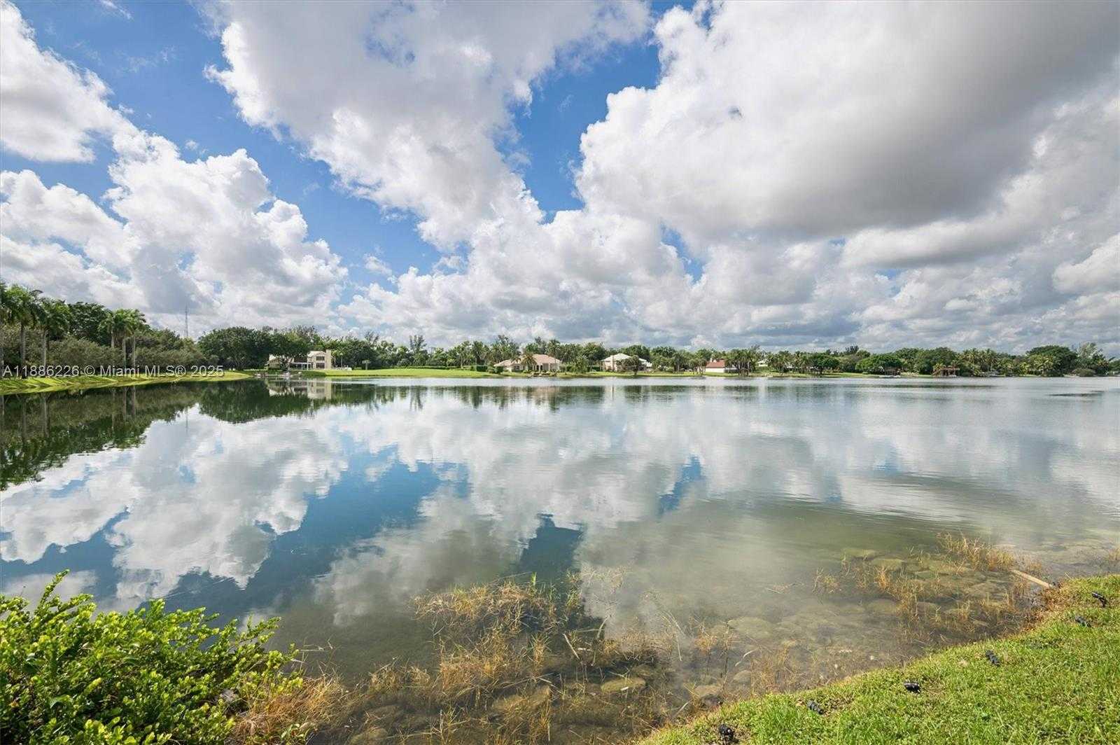 Small Image of 8728 EAST WENDY LN E, West Palm Beach Number 31