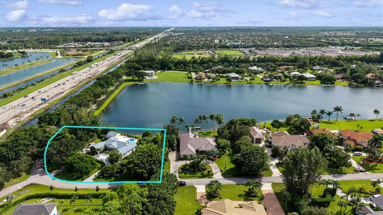 Small Image of 8728 EAST WENDY LN E, West Palm Beach Number 42