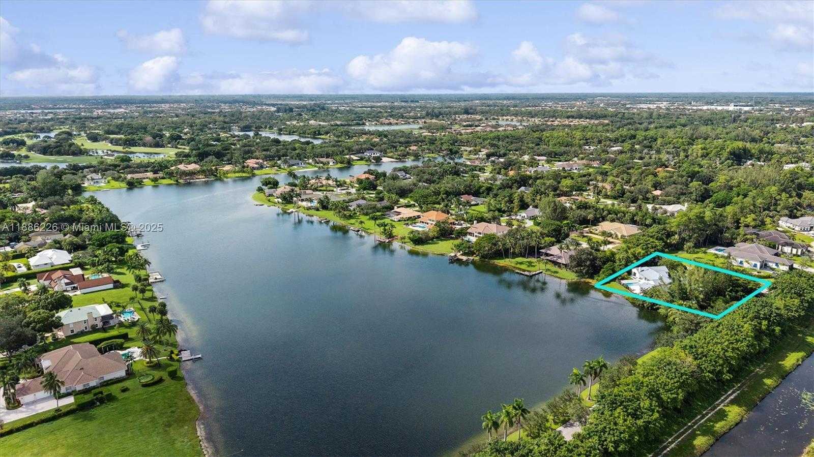 Small Image of 8728 EAST WENDY LN E, West Palm Beach Number 43