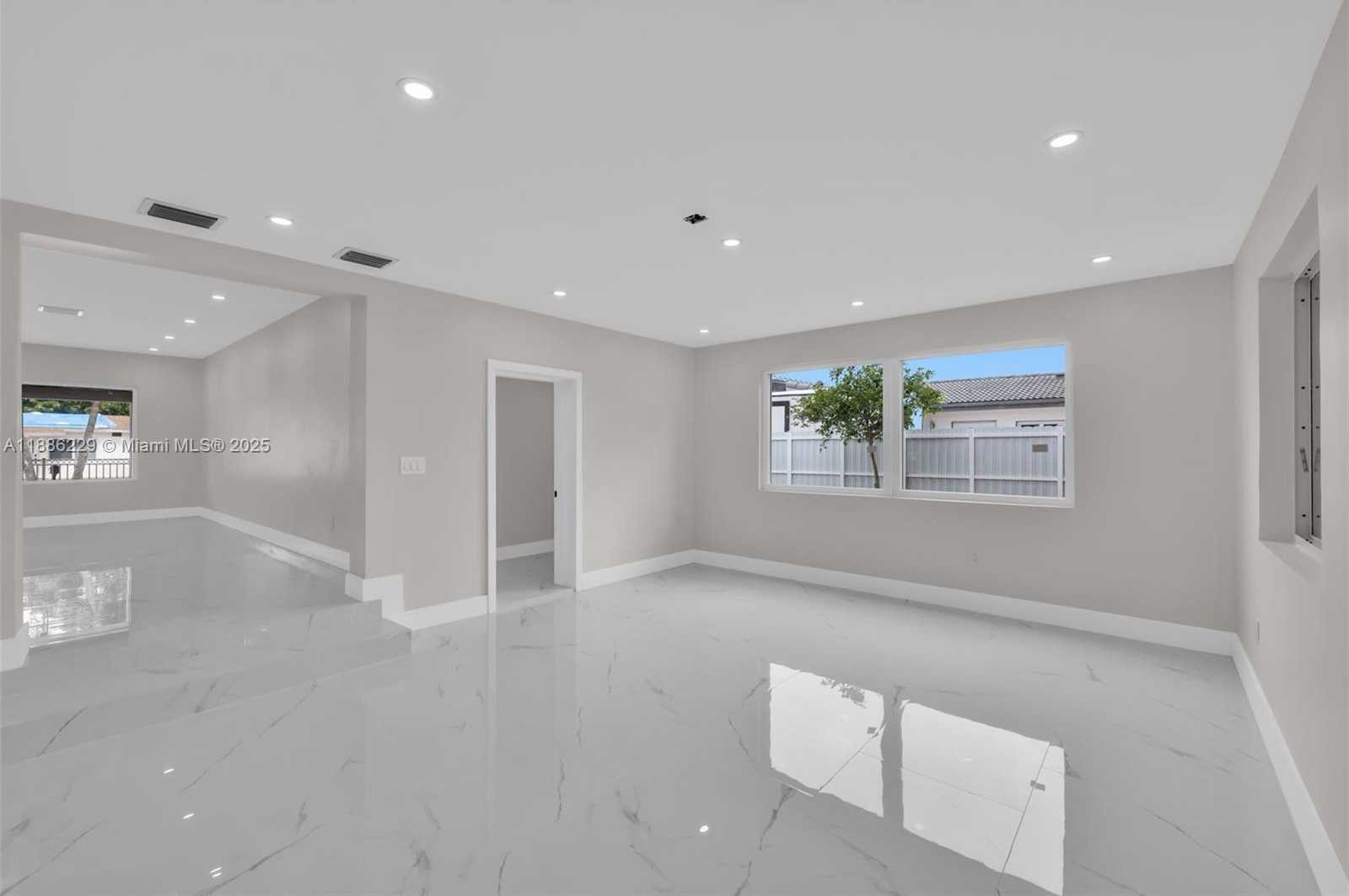 Small Image of 10321 NORTH WEST 32ND PL, Miami Number 12