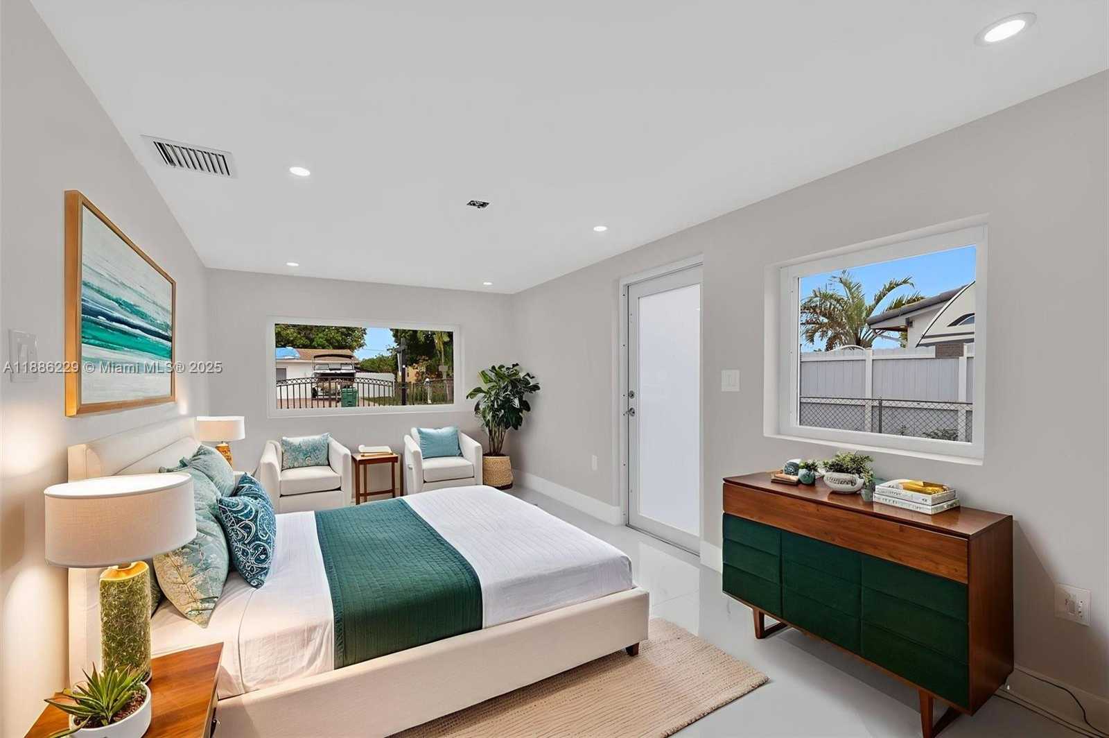 Small Image of 10321 NORTH WEST 32ND PL, Miami Number 17