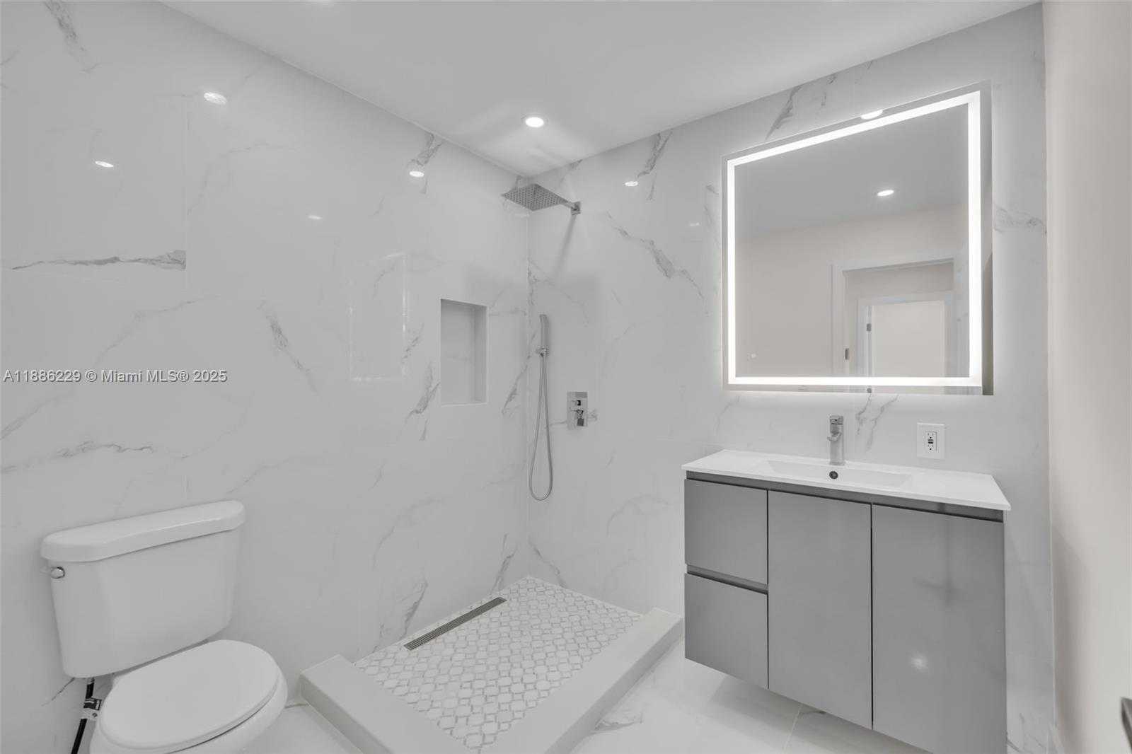 Small Image of 10321 NORTH WEST 32ND PL, Miami Number 20